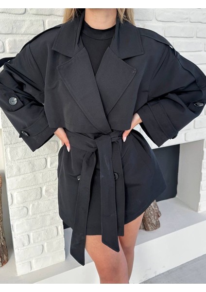 Siyah Oversize Düşük Omuz Rüzgarlık Detaylı Kısa Trençkot