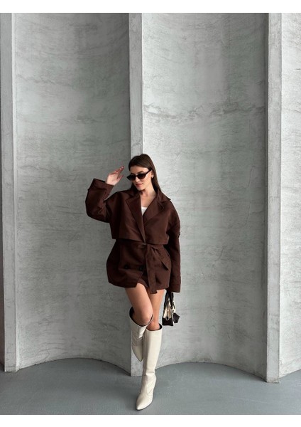 Kahverengi Oversize Düşük Omuz Rüzgarlık Detaylı Kısa Trençkot