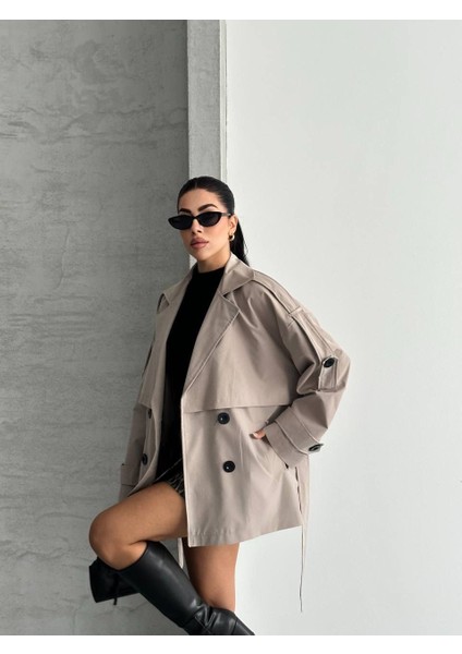 Taş Rengi Oversize Düşük Omuz Rüzgarlık Detaylı Kısa Trençkot fiyatları