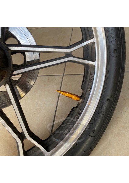 Sivri Sibop Kapağı Mermi Sibop Kapağı Araba Motosiklet Bisiklet Metal 4 Lü Set Altın Sarı