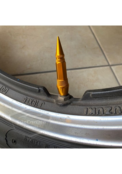 Sivri Sibop Kapağı Mermi Sibop Kapağı Araba Motosiklet Bisiklet Metal 4 Lü Set Altın Sarı