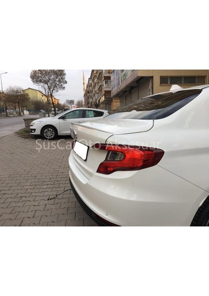 Fiat Egea Bagaj Üstü Slim Spoiler Piano Black - Parlak Beyaz indirimleri