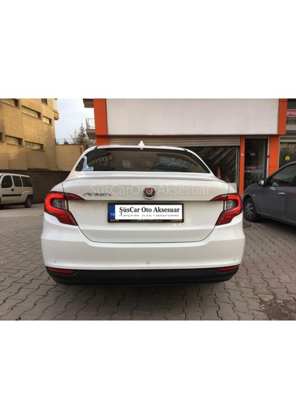 Fiat Egea Bagaj Üstü Slim Spoiler Piano Black - Parlak Beyaz