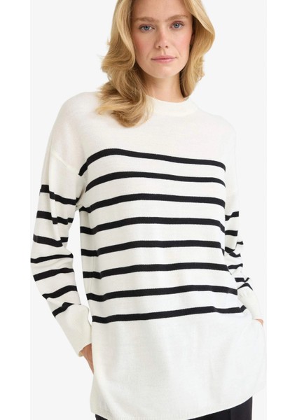 S7517 Ekru Relax Fit Çizgili Bisiklet Yaka Triko Kazak Tunik