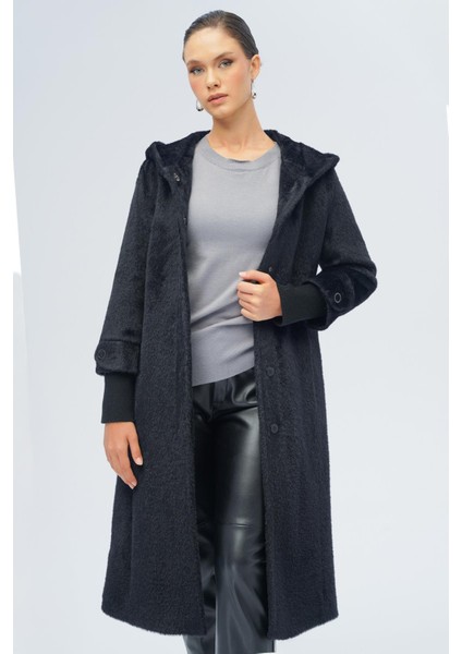 Kapüşonlu Ribana Detaylı Pelüş Kaban Siyah 3118 modelleri