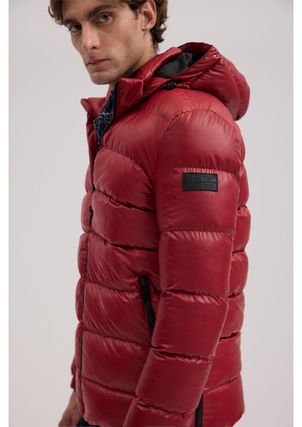 Kırmızı Regular Fit Kapüşonlu Şişme Kışlık Mont modelleri