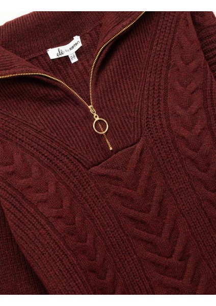 Saç Örgü Dokulu Yarım Fermuarlı Yaka Uzun Kollu Triko Kazak