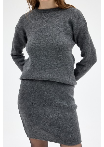 Antrasit Bisiklet Yaka Triko Kazak Etek Takımı 2294 fırsatları