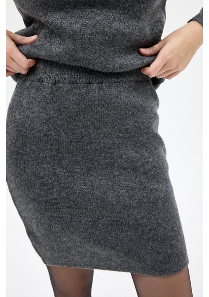 Antrasit Bisiklet Yaka Triko Kazak Etek Takımı 2294 indirimleri