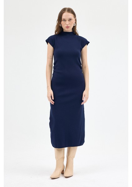 Laci Bej Büzgü Detaylı Triko Midi Elbise 2317 modelleri