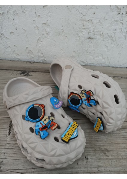 Kristal Desen Uzaylı Çocuk Terlik fiyatları