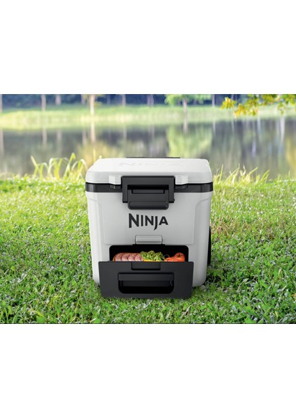 frostvault Tekerlekli Cooler 28 Litre - Beyaz