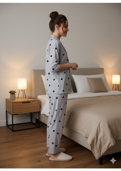 Kadın Düğme Detaylı Pijama Takımı modelleri