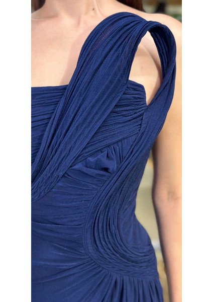 Lacivert Straplez Yaka Detaylı Yırtmaçlı Düz Kesim Likralı Uzun Abiye Elbise 11031 modelleri