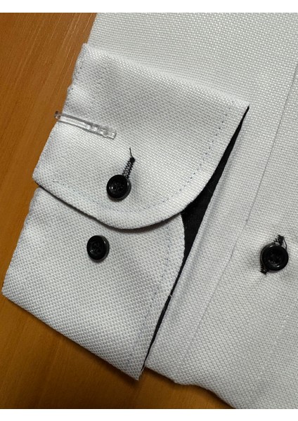 Hakim Yaka Gömlek fırsatları