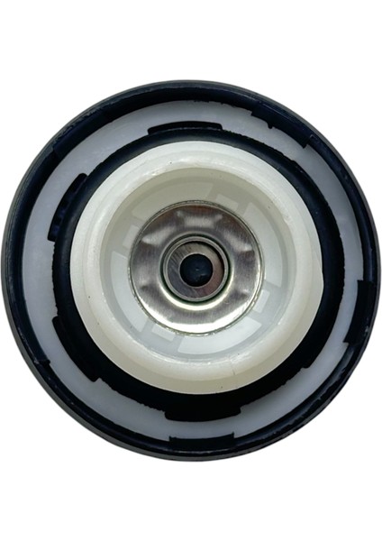 Nıssan Kapak Yakıt Depo YD25 02-05 modelleri