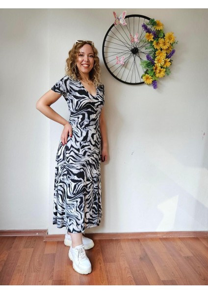 V Yaka Kısa Kollu Zebra Uzun Yırtmaçlı Elbise fiyatları