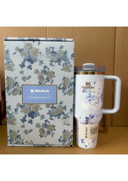 Loveshackfancy Desenli 1.18L Termos Bardak – Mavi Çiçek, Pipetli (Quencher H2.0)