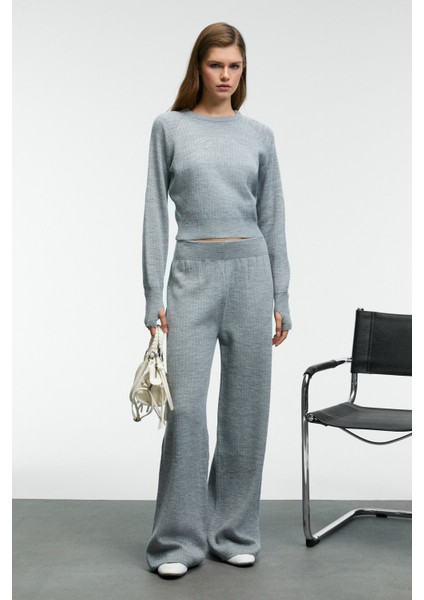 MARIPOSA Kadın Yuvarlak Yaka Çizgi Desenli Crop Geniş Paça Triko Grimelanj Alt-Üst Takım fiyatları