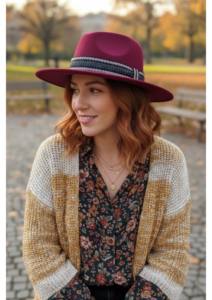 Bohem Dokunuşlu Şeritli Bordo Fedora Şapka