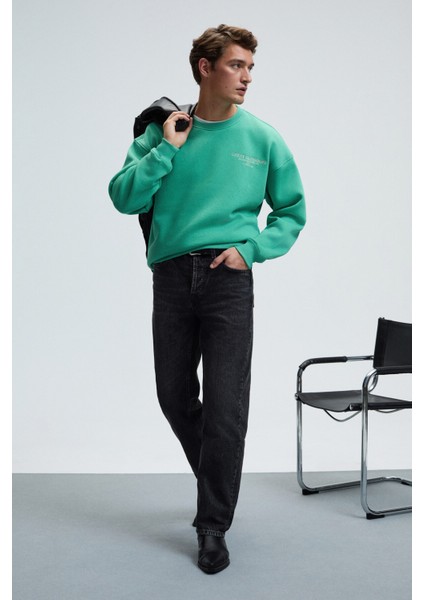 PERCY Erkek Yuvarlak Yaka Göğsü Nakışlı Sırtı Baskılı Oversize Yeşil Sweatshirt modelleri