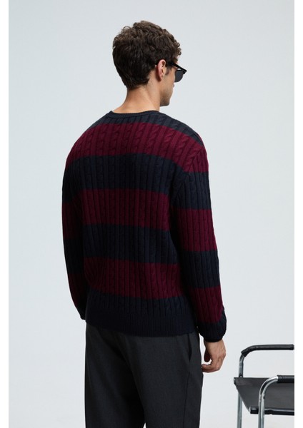 BRAID Erkek Yuvarlak Yaka Saç Örgü Desenli Regular Fit Bordo - Lacivert Kazak