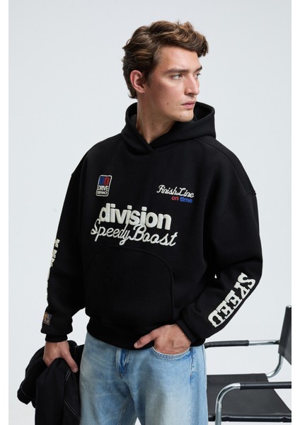 ABISMO Erkek Kapüşonlu Kanguru Cepli Kolları ve Sırtı Baskılı Relaxed Fit Siyah Sweatshirt fırsatları