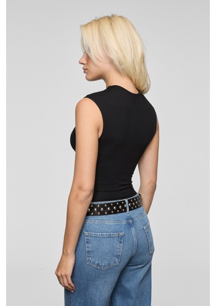 ORILENNA Kadın Önü Düğüm Detaylı Vücudu Saran Sıfır Kollu Slim Fit Siyah Bluz