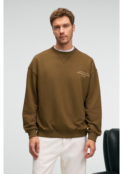 CASPIAN Erkek %100 Pamuk Bisiklet Yaka Karyoka Dikişli Baskılı Haki Sweatshirt