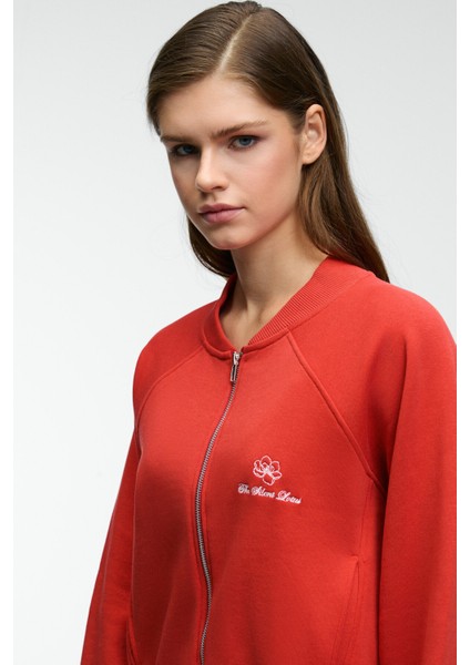 YASVELL Kadın Metal Fermuarlı Çift Cepli Nakış Detaylı Balon Kollu Bomber Kırmızı Ceket