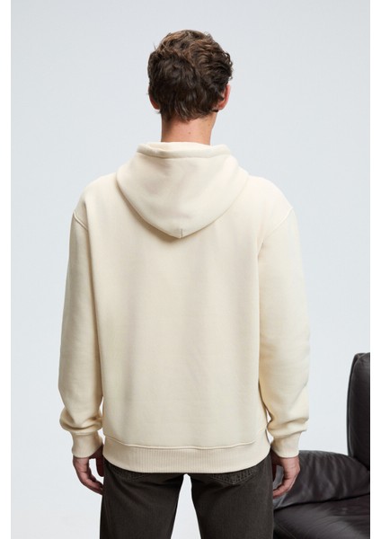 JUSTUS Erkek Kapüşonlu Kanguru Cepli Fermuar Yakalı Krem Sweatshirt