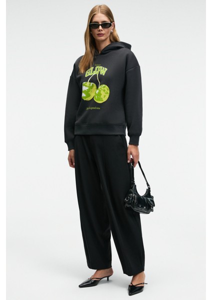 YANMESA Kadın Oversize Baskı Ve Nakış Detaylı Uzun Kollu Kapüşonlu Koyu Antrasit Sweatshirt indirimleri