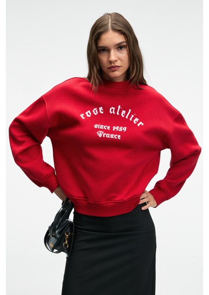 MOREVESSA Kadın Regular Fit Baskı Detaylı Yuvarlak Yakalı Kırmızı Sweatshirt fiyatları