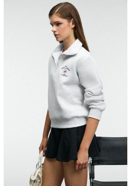BELLE Kadın Nakış Detaylı Yarım Fermuarlı Dik Yakalı Regular Fit Grimelanj Sweatshirt indirimleri