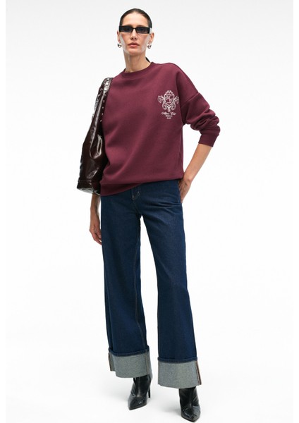 AUDRA Kadın Oversize Yuvarlak Yaka Nakış Detaylı Bordo Sweatshirt fırsatları