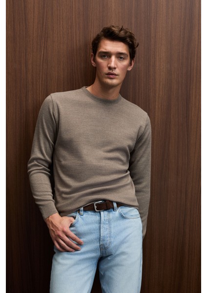 VAREX Erkek Yuvarlak Yaka Basic Slim Fit Triko Vizon Kazak modelleri