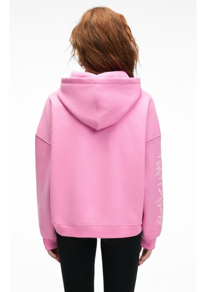 ALIRAYNE Kadın Baskılı Oversize Kapüşonlu Kanguru Cep Pembe Sweatshirt