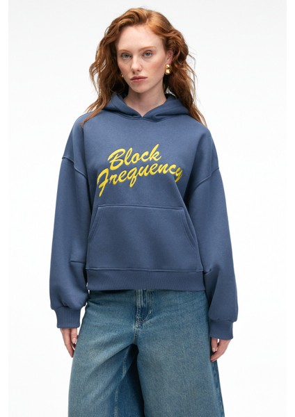 EVANTIA Kadın Baskılı Oversize Kapüşonlu Nakış Detaylı Kanguru Cep Lacivert Sweatshirt modelleri