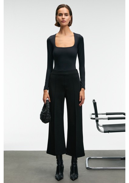 ZAFEEA Kadın Havuz Yakalı Esnek Kumaşlı Çıtçıtlı Siyah Bluz