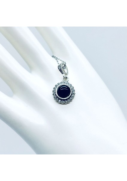 Yuvarlak Model Zirkon ve Oltu Taşı İşçilikli 925 Ayar Gümüş Kolye fiyatları