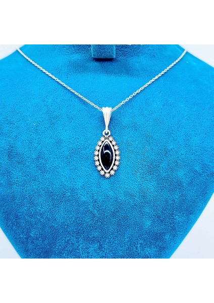 Mekik Model Zirkon ve Oltu Taşı İşçilikli 925 Ayar Gümüş Kolye