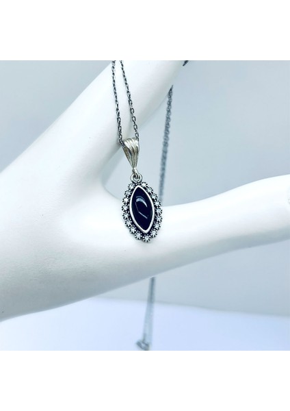 Mekik Model Zirkon ve Oltu Taşı İşçilikli 925 Ayar Gümüş Kolye modelleri