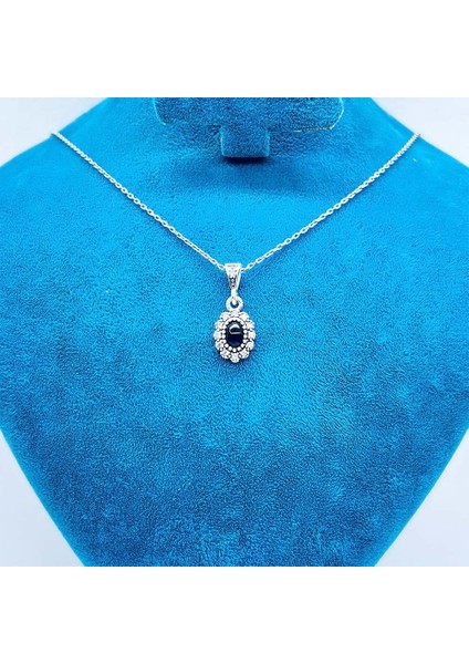 Oval Mini Boy Zirkon ve Oltu Taşı İşçilikli 925 Ayar Gümüş Kolye