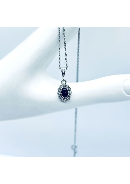 Oval Mini Boy Zirkon ve Oltu Taşı İşçilikli 925 Ayar Gümüş Kolye modelleri