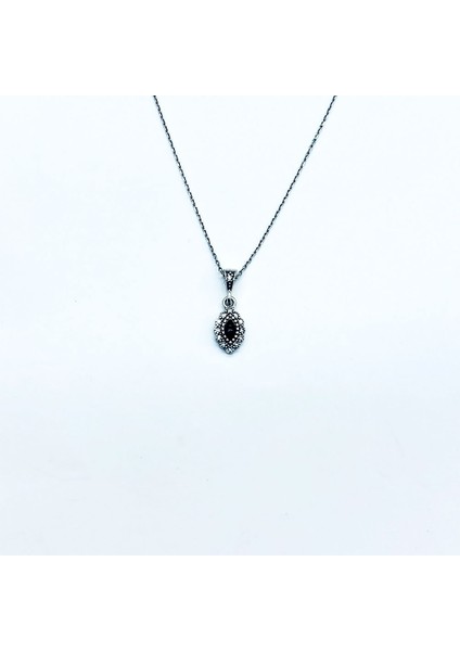 Zirkon ve Oltu Taşı Işçilikli 925 Ayar Gümüş Kolye fırsatları