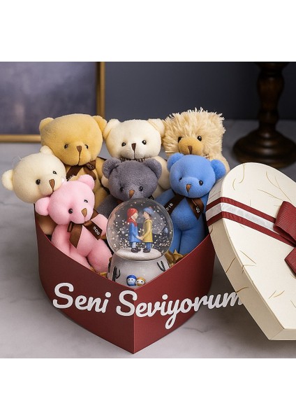 Sevgiliye En Tatlı Hediye Seti Peluş Ayıcık Kalpli Kutuda 7 Mini peluş Ayıcık Işıklı Kar Küresi Seti fiyatları