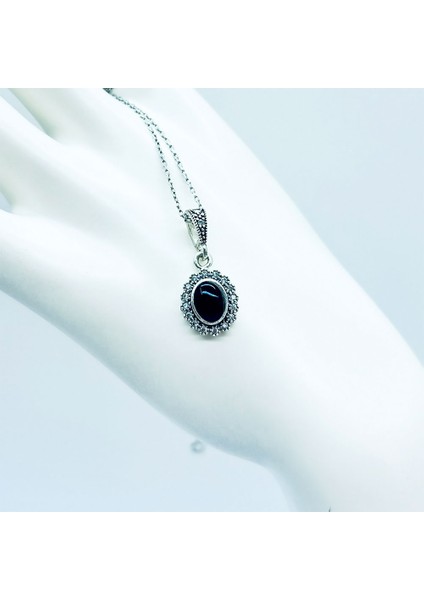 Oval Zirkon ve Oltu Taşı Işçilikli 925 Ayar Gümüş Kolye fiyatları