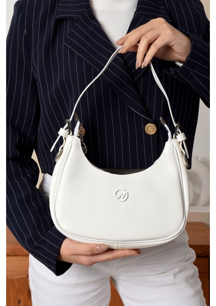 Kadın Yanı Toka Detaylı Baget Şık Tasarımlı Çanta