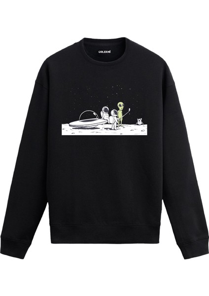 Uzayda Tanışma Anı Uzay Tasarım Baskılı Unisex Sweatshirt