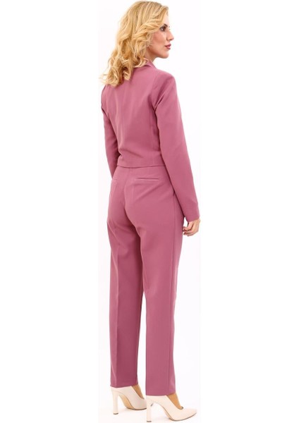 Erkek Yaka Kuruvaze Kısa Ceket & Kemerli Köprülü Dar Paça Pantolon-Rose modelleri